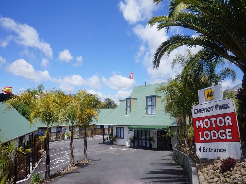 Cheviot Park Motor Lodge Whangarei Extérieur photo
