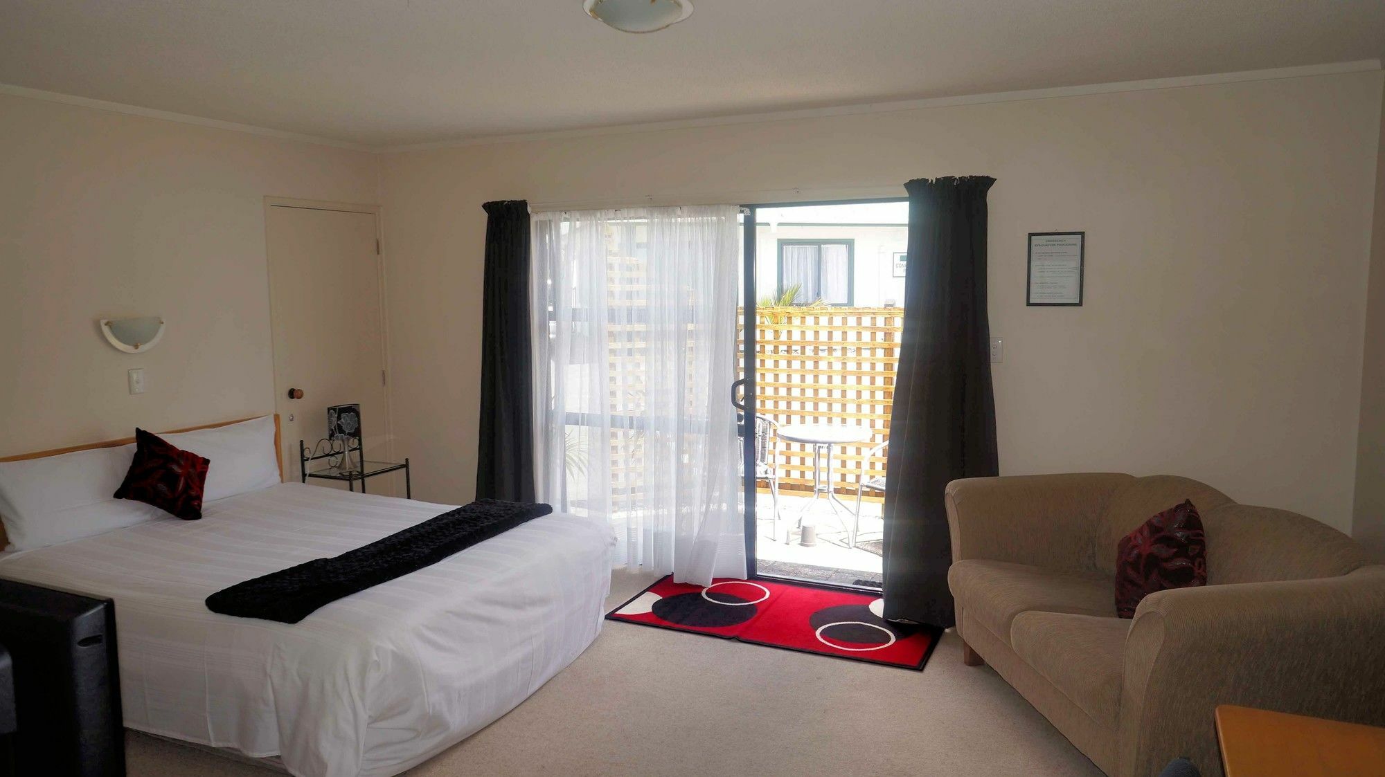 Cheviot Park Motor Lodge Whangarei Extérieur photo