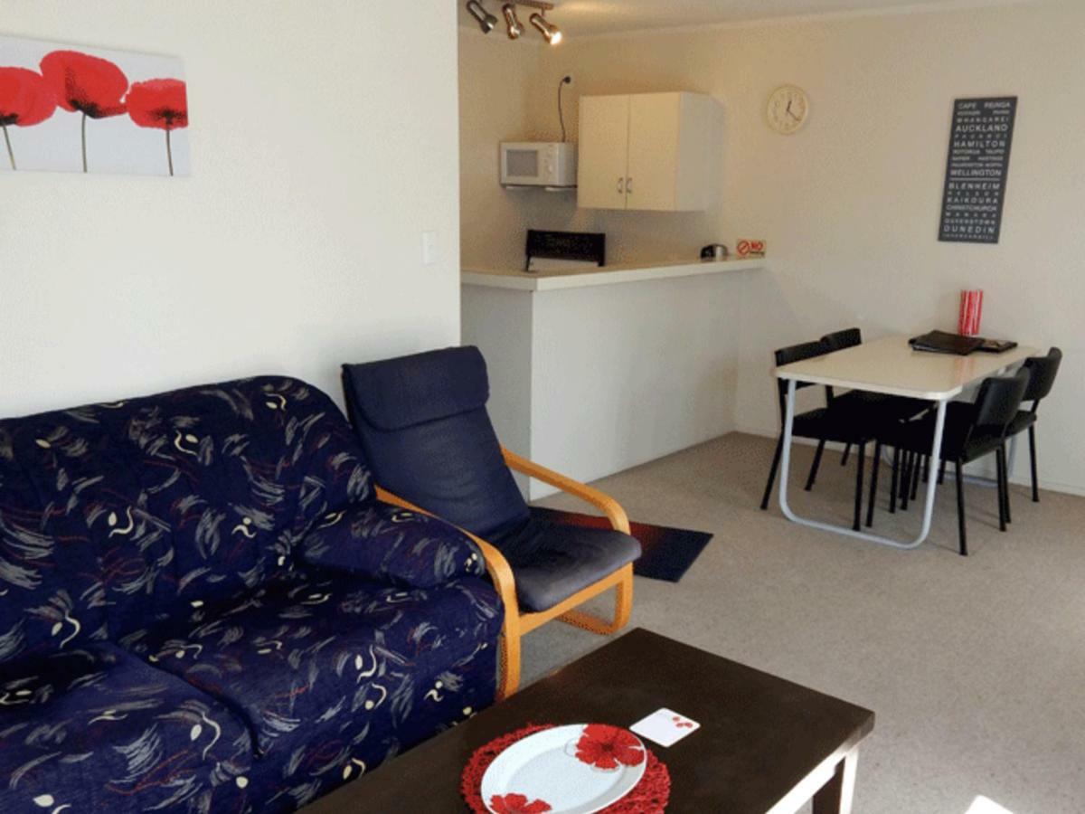 Cheviot Park Motor Lodge Whangarei Extérieur photo